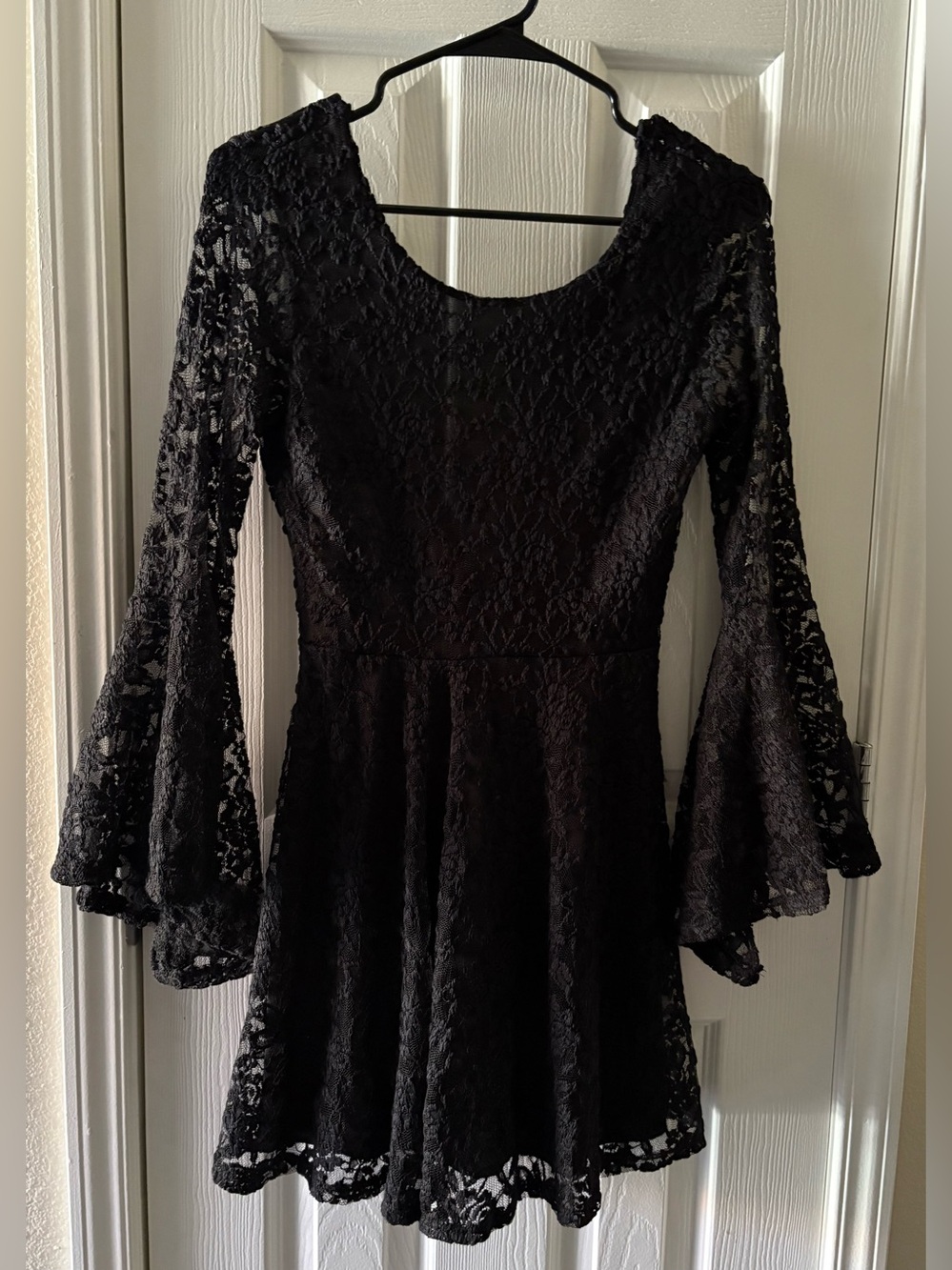 Black Lace Bell Sleeve Dress. Goth. Retro. Witch Glam. Boho.
